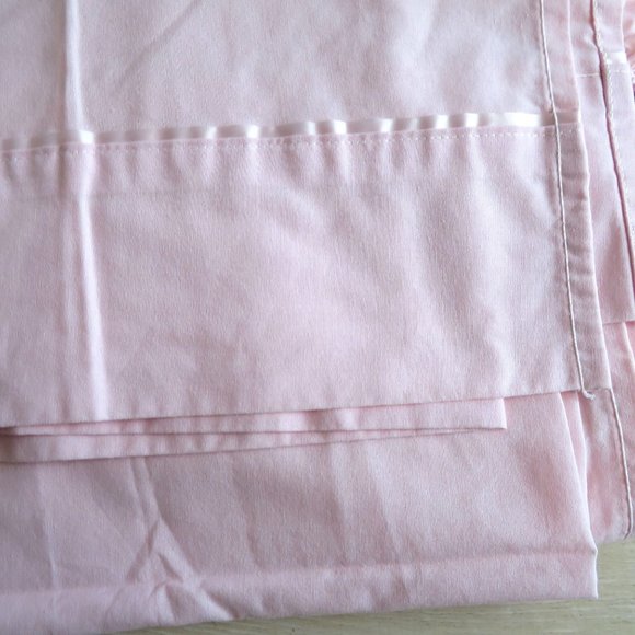 Vintage WestPoint Stevens Twin Sheets 1 Fitted 1 Flat Pink Barbie core USA Made - Picture 4 of 6